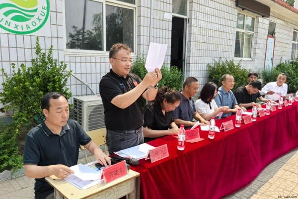 助力保定市中華職業教育社開展&ldquo;職教助農&mdash;&mdash;無人機公益植保&rdquo;活動